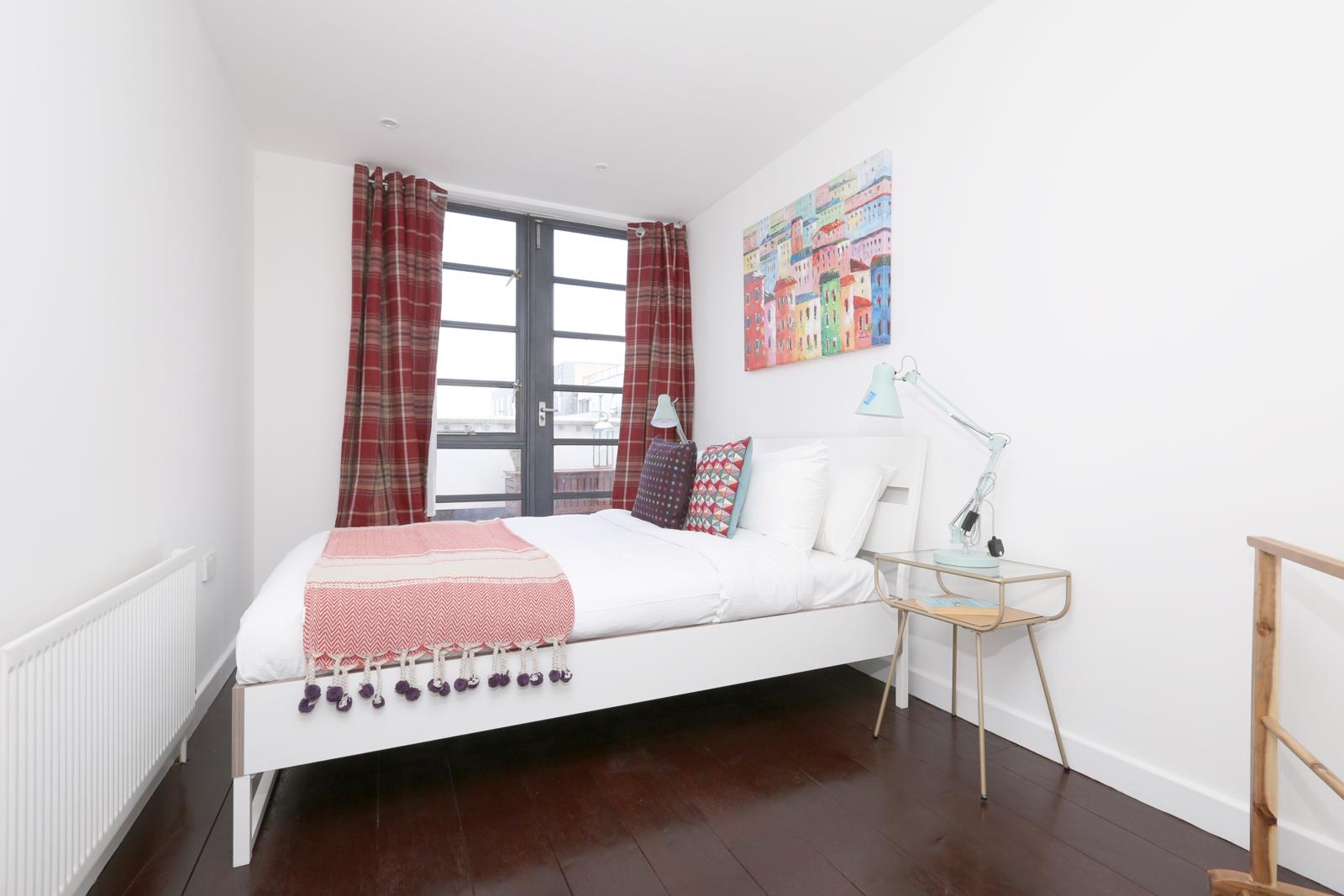 3 Bedroom Apartment Sold in London, N1